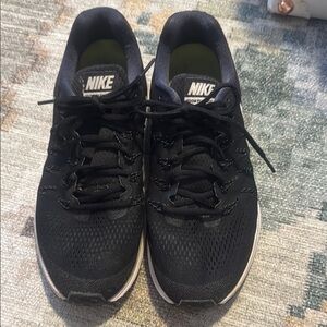 Nike Zoom Pegasus 33 Black Athletic Shoes with Breathable Mesh